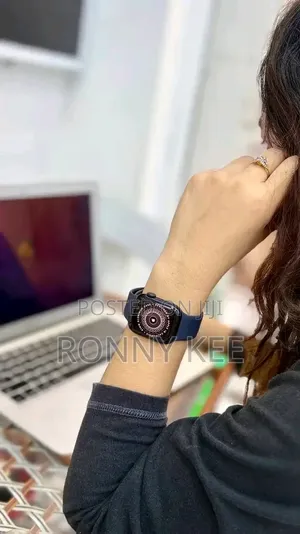 Apple Watch Series 8