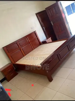 Bed 5*6 Mahogany