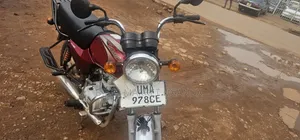 Bajaj Boxer 2026 White