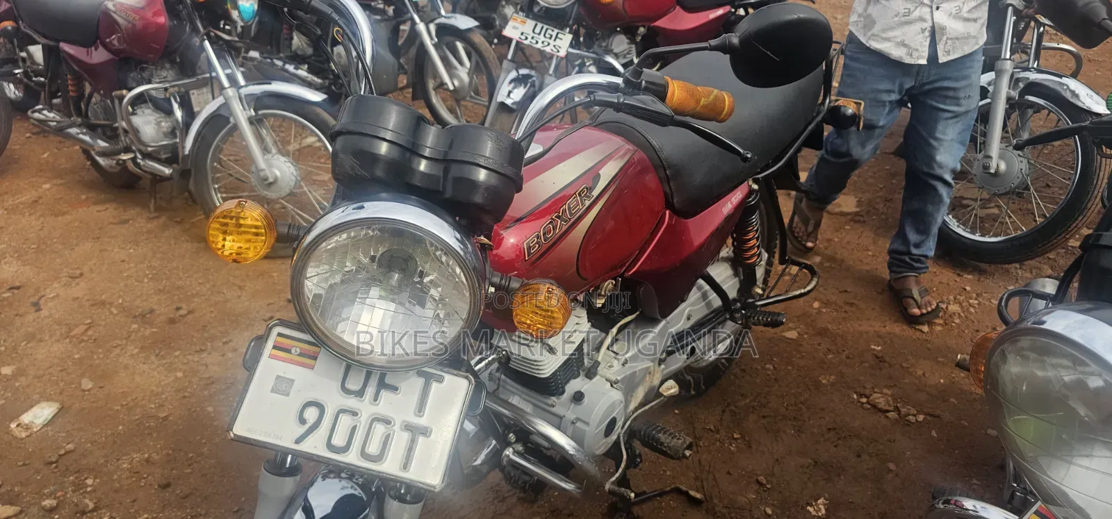 Bajaj Boxer 2023 Red