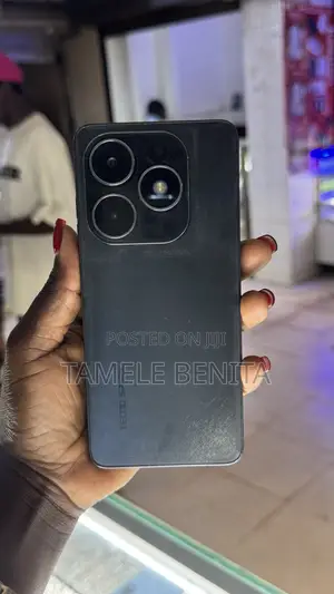 Tecno Spark 20 128 GB Black