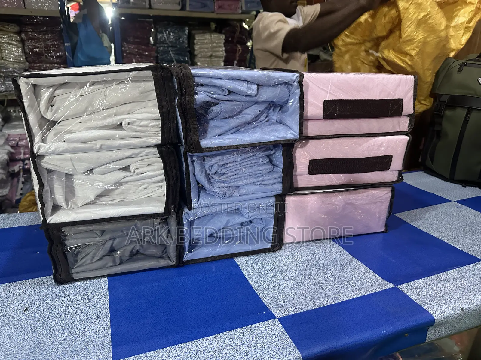 1 Fitted 1 Flat Bedsheet
