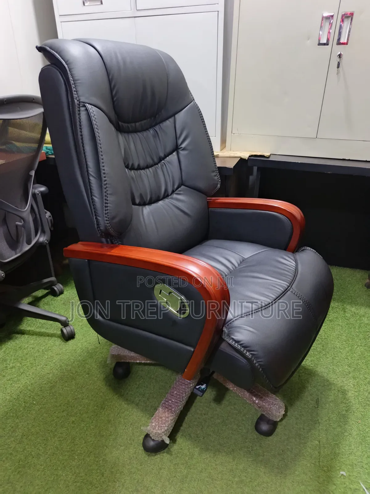 Executive Director Office Chair Adjustable