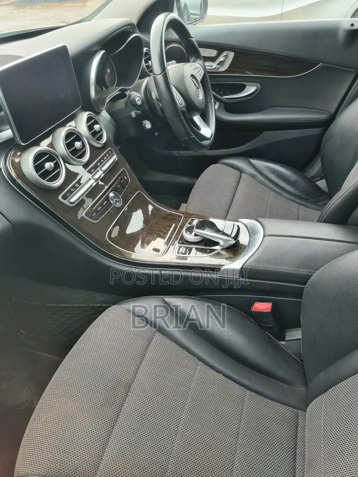 Mercedes-Benz C200 2016 Blue