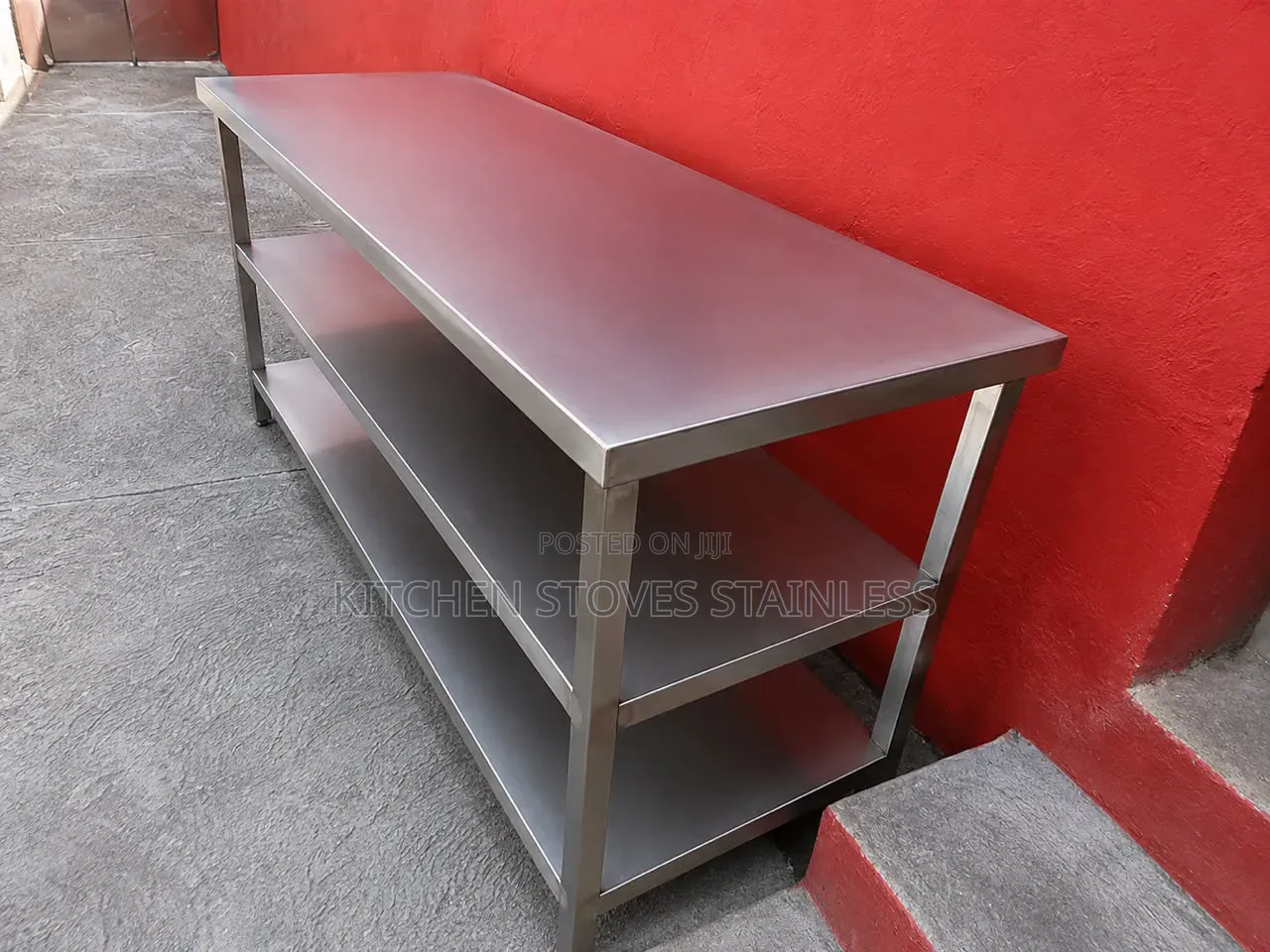 Stainless Steel Dispatch Table With 3 Shelves