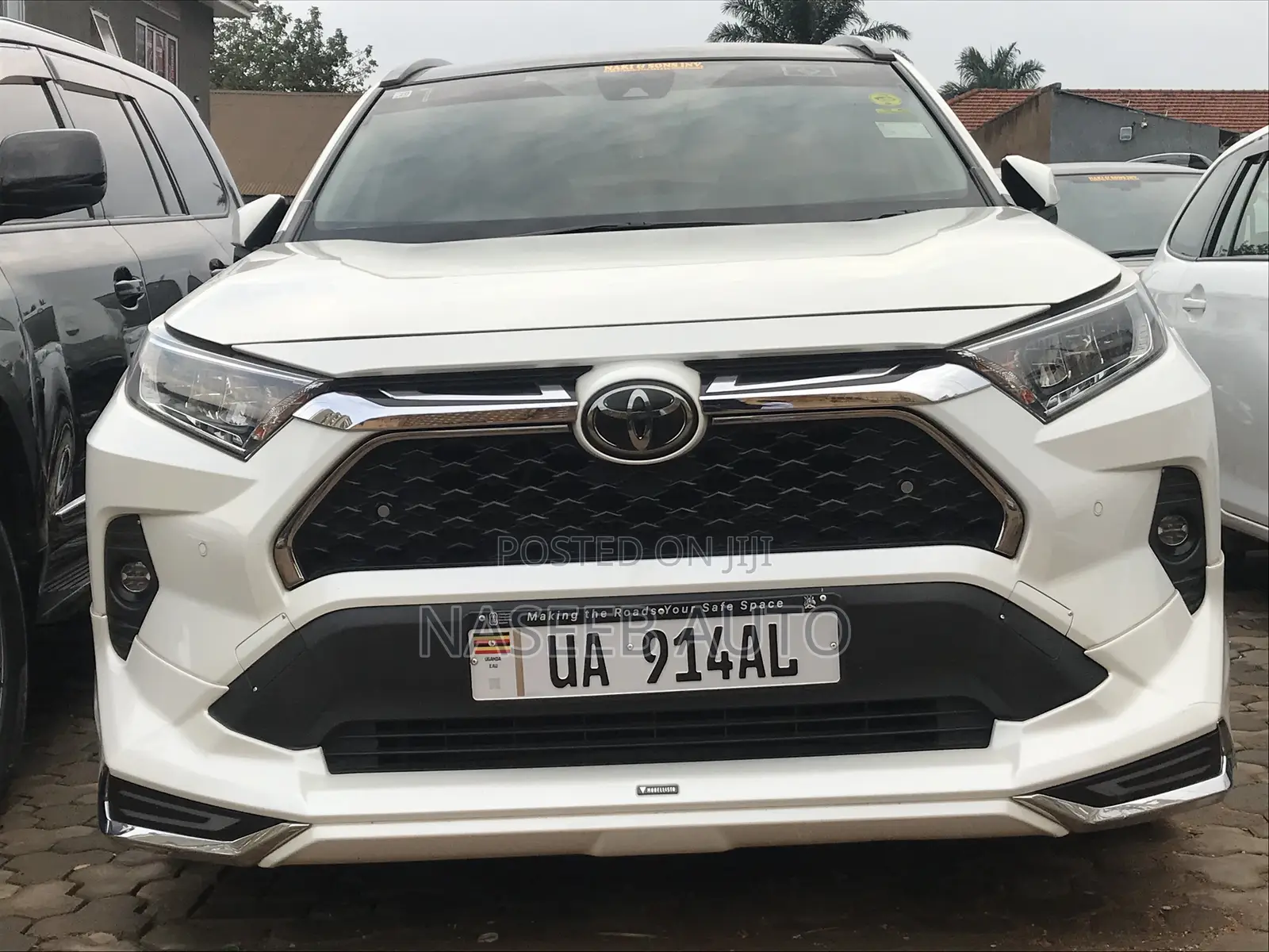 Toyota RAV4 2019 White