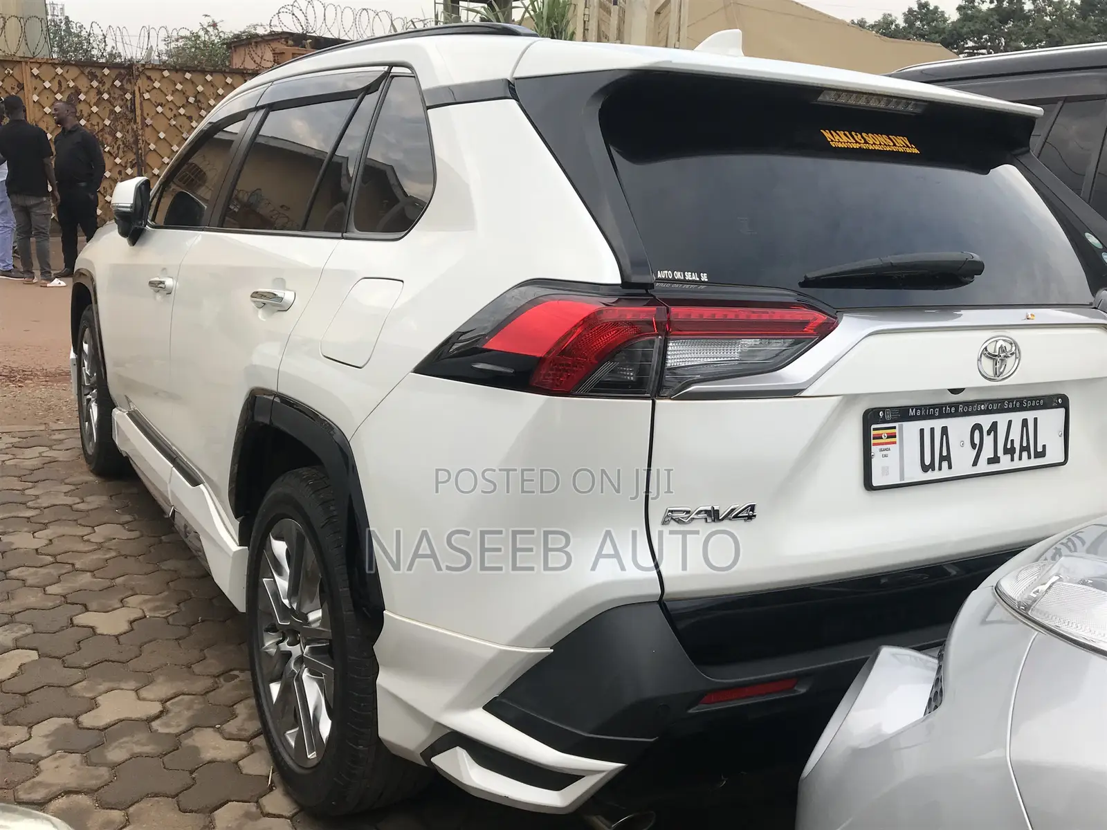 Toyota RAV4 2019 White