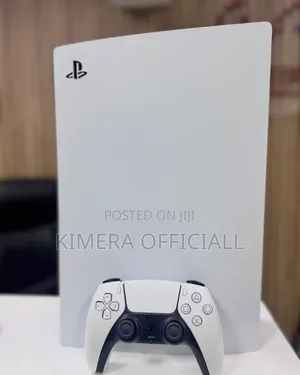 PS5 Standard Disc Edition: Fast Processing Chip for Real Play!