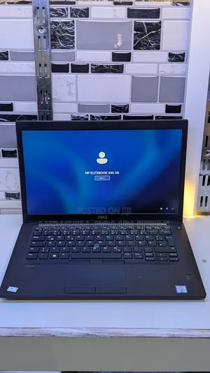 Laptop Dell Latitude 7390 8GB Intel Core i5 SSD 256GB