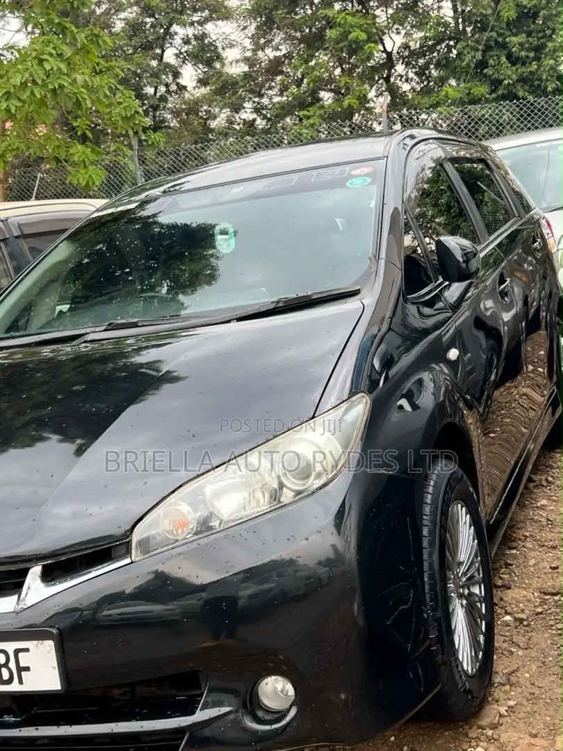 Toyota Wish 2010 Black