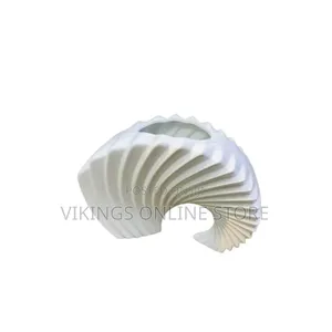 Simple and Stylish Creative Curved Shell Mix Decorative Vases