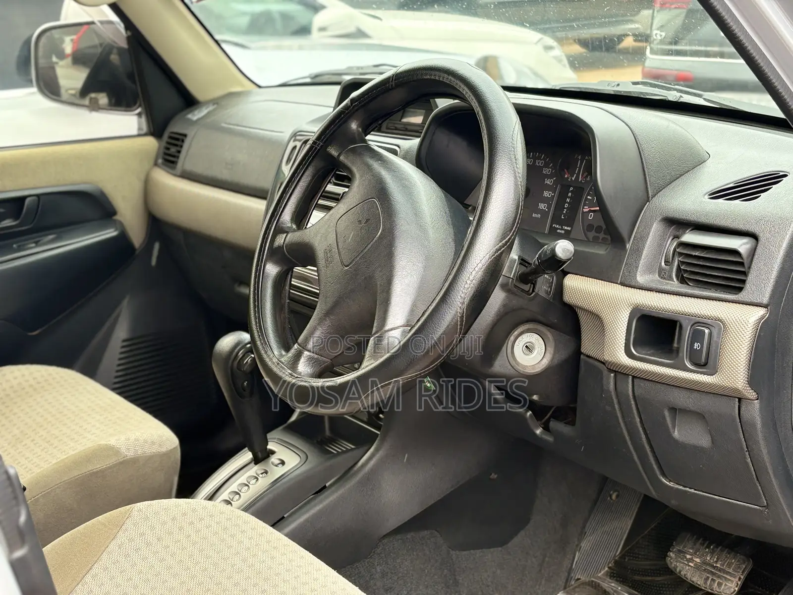 Mitsubishi Pajero IO 2007 Silver