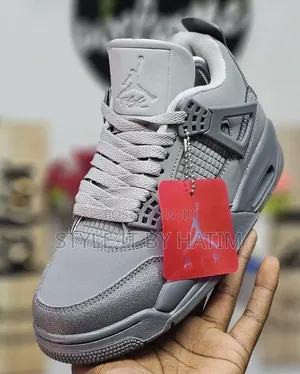 Quick Sneakers