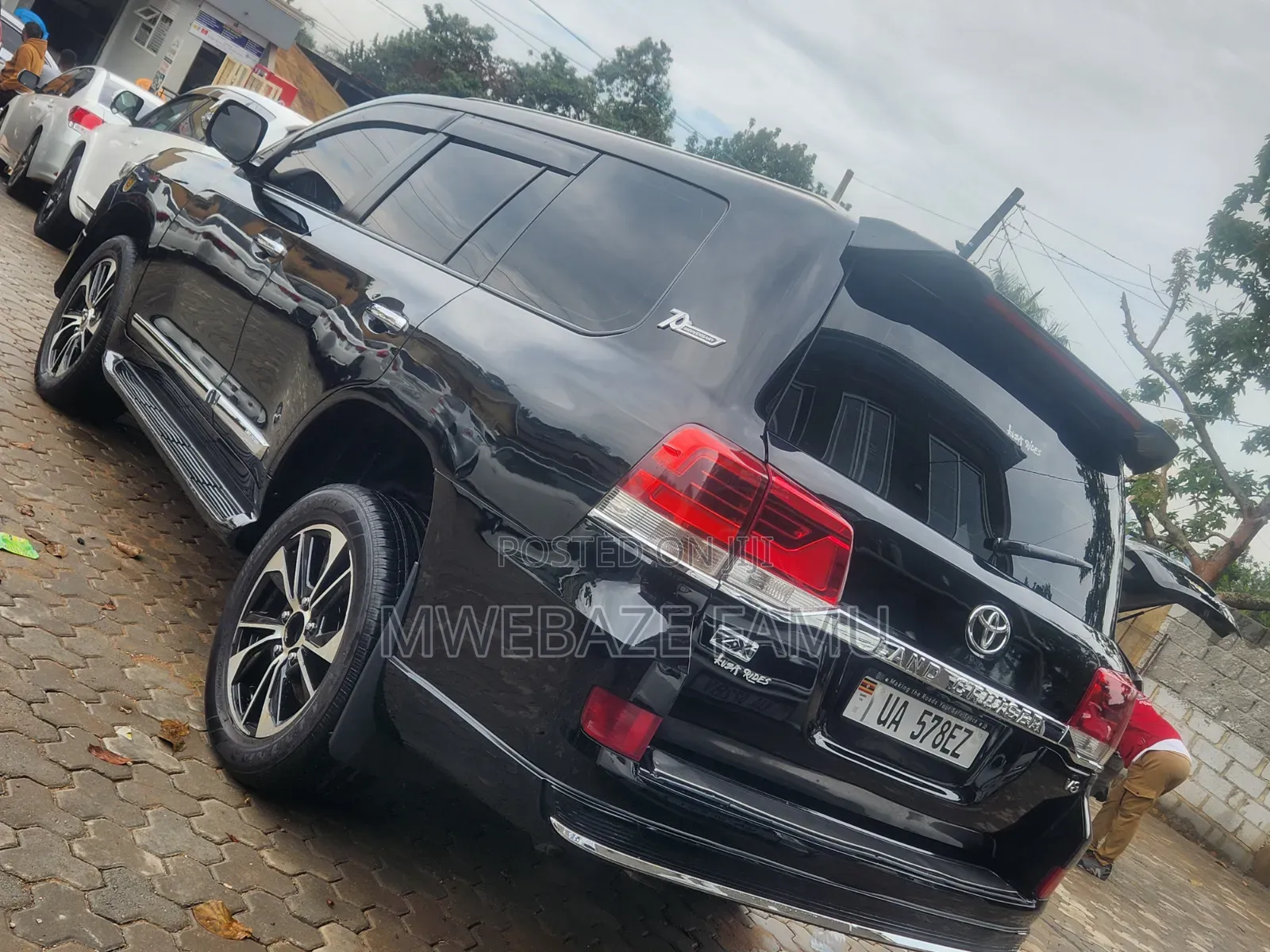 Toyota Land Cruiser 2017 Black