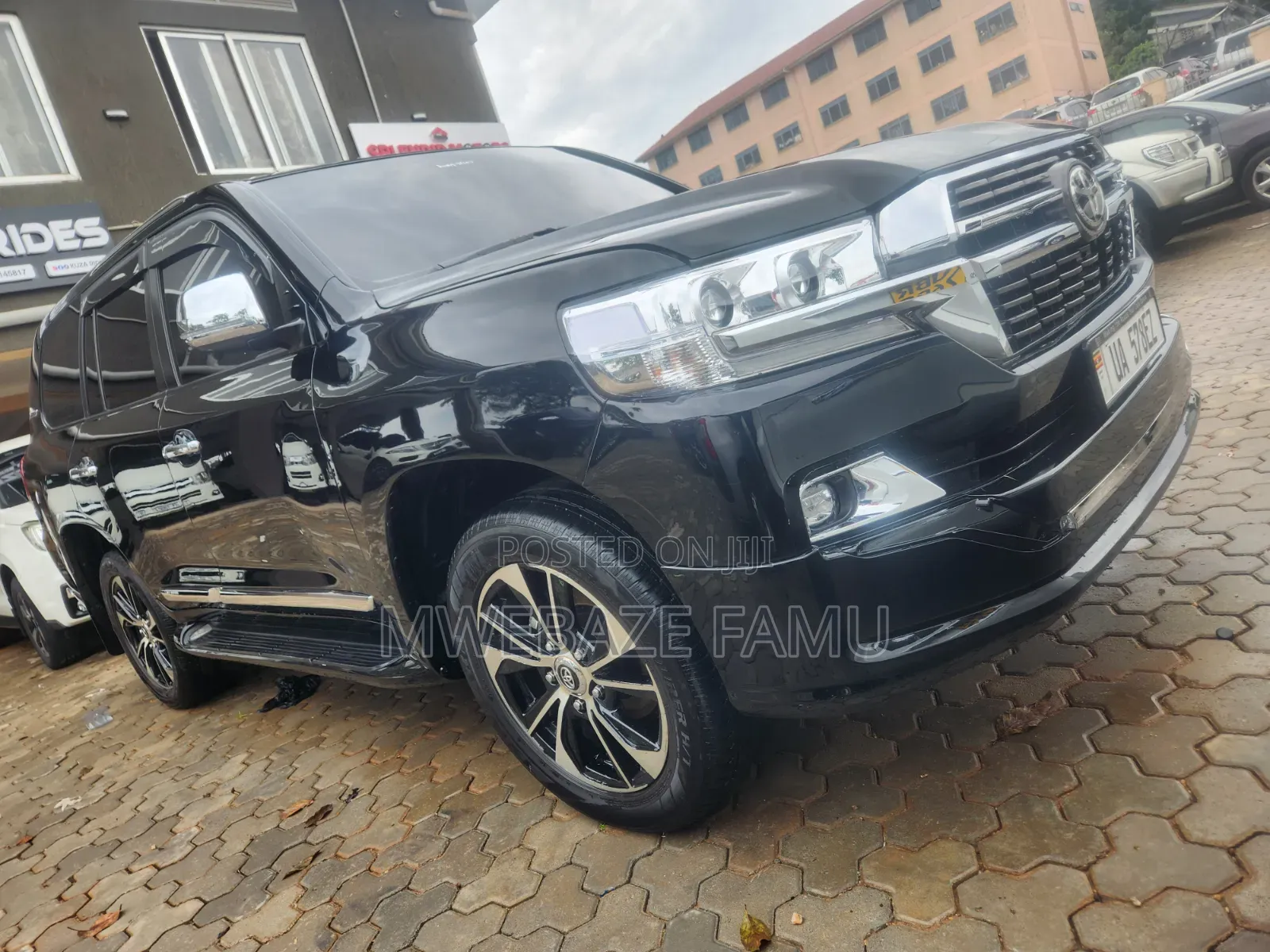 Toyota Land Cruiser 2017 Black