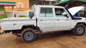 Toyota Land Cruiser 2018 White