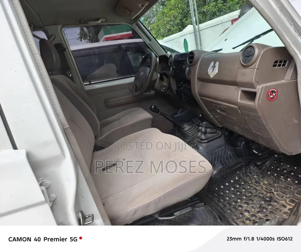 Toyota Land Cruiser 2018 White