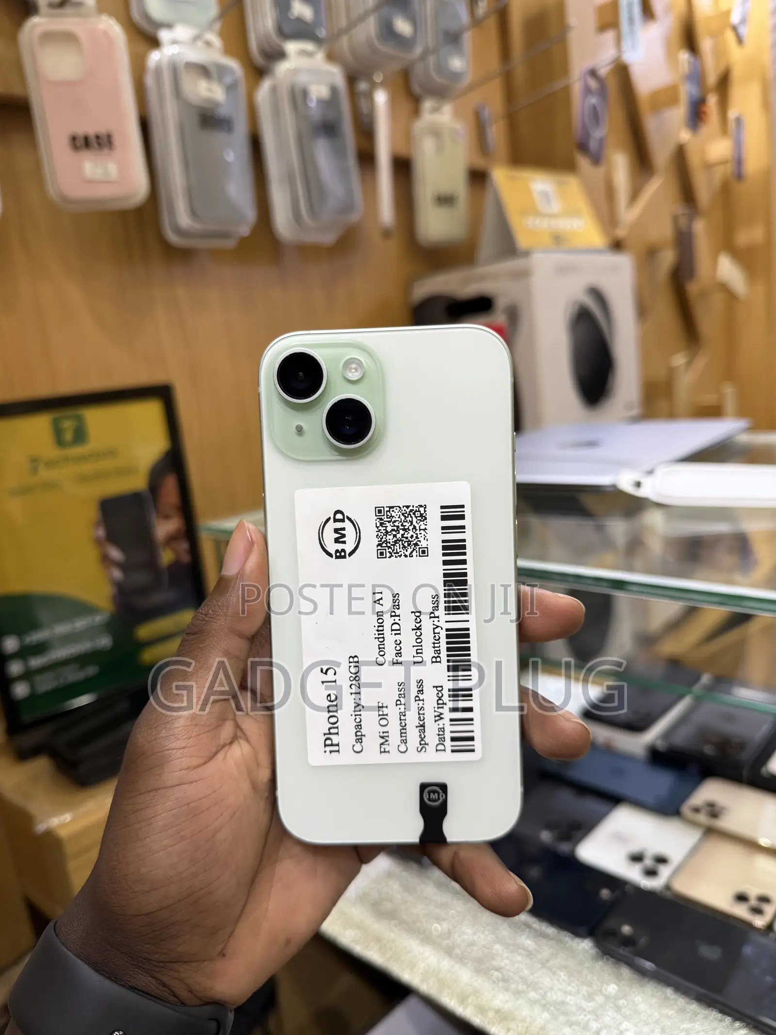 Apple iPhone 15 128 GB Green