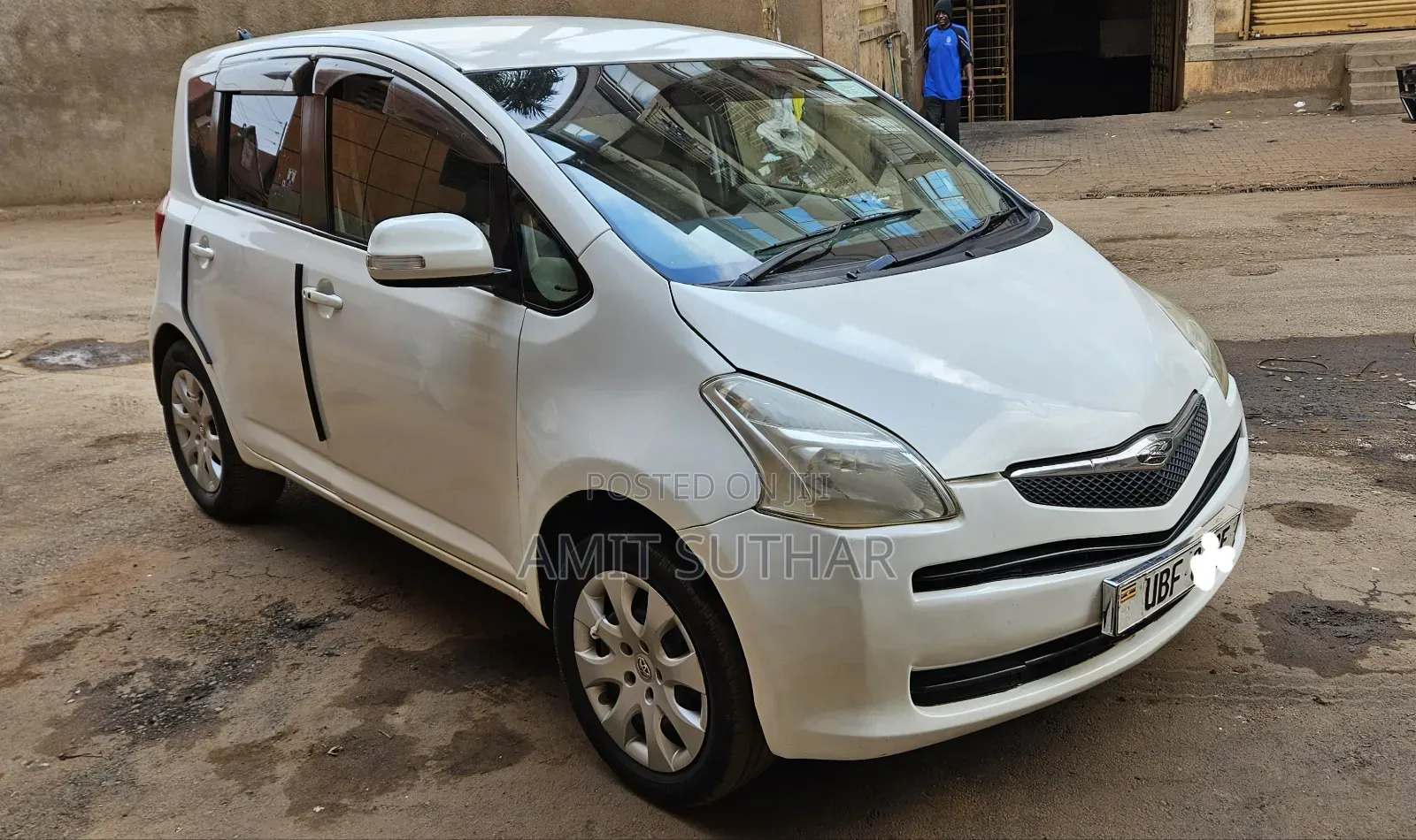 Toyota Ractis 2006 White
