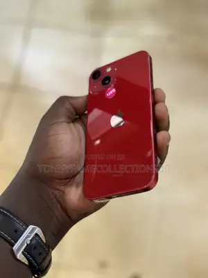 Apple iPhone 13 128 GB Red