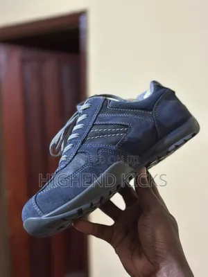 DOCKERS Field Shoe