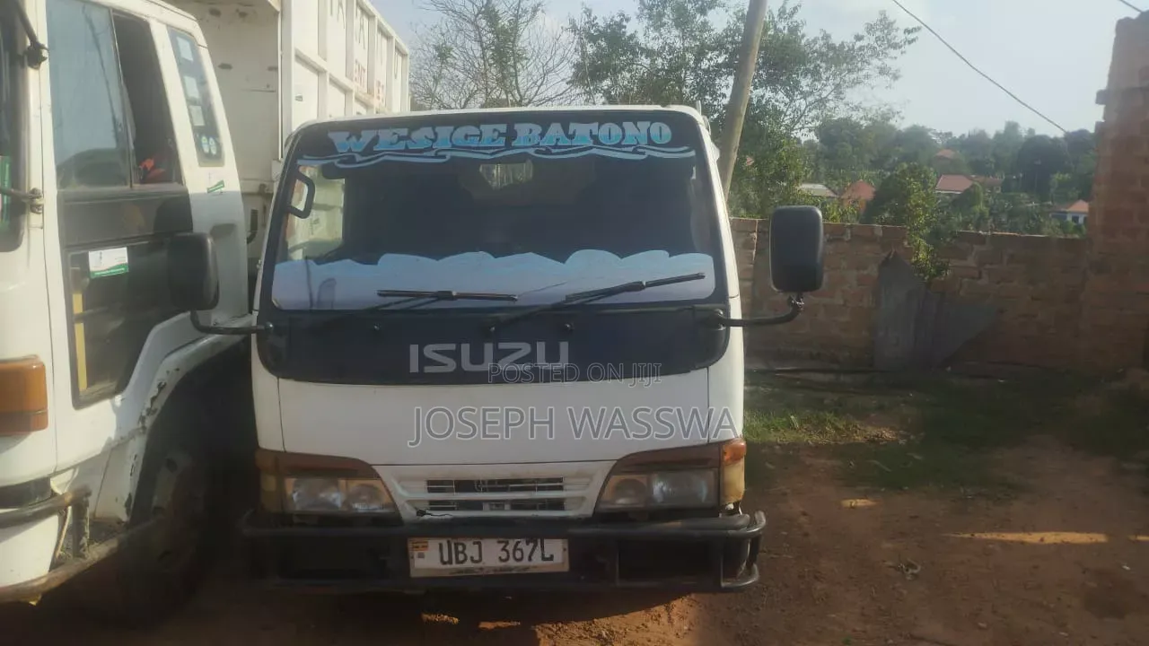 Isuzu Elf Truck