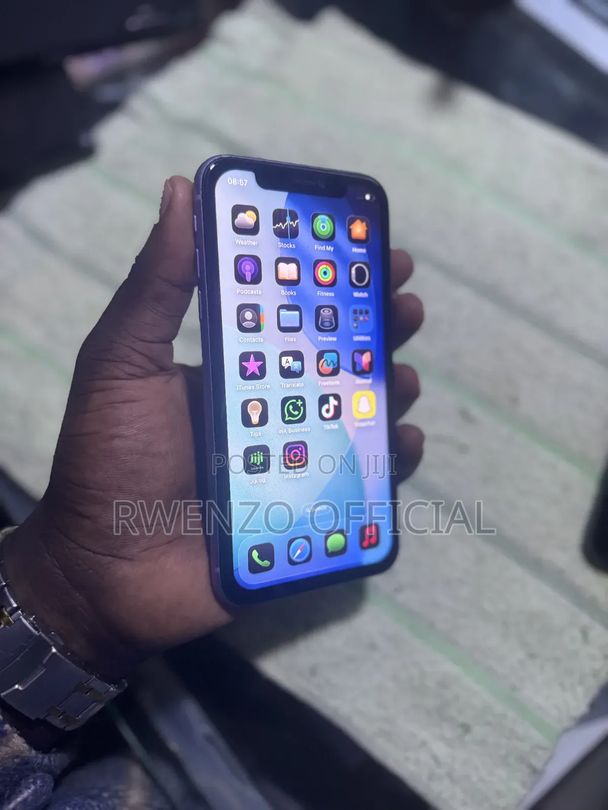 Apple iPhone 11 64 GB Purple