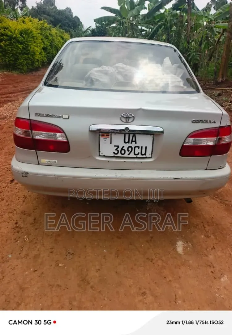 Toyota Corolla 2006 Off white