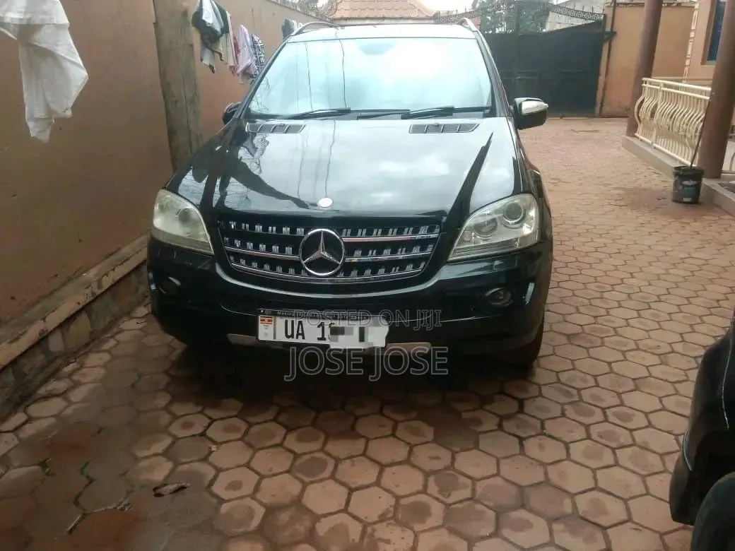 Mercedes-Benz M Class 2009 Black