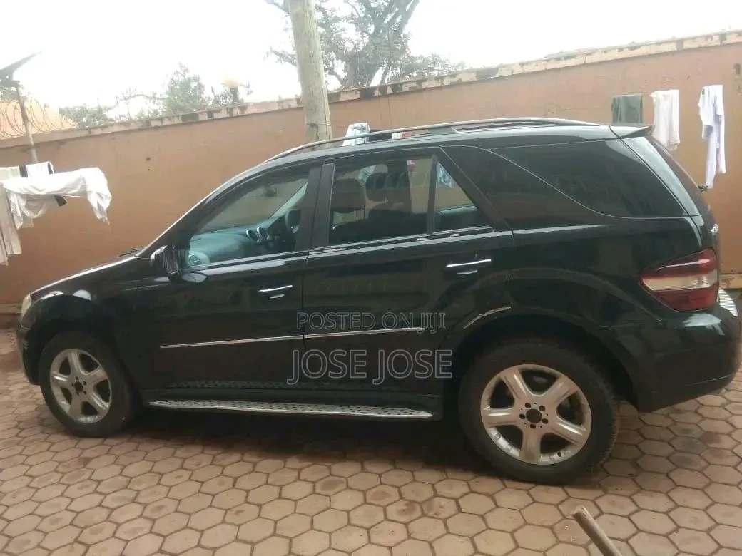 Mercedes-Benz M Class 2009 Black