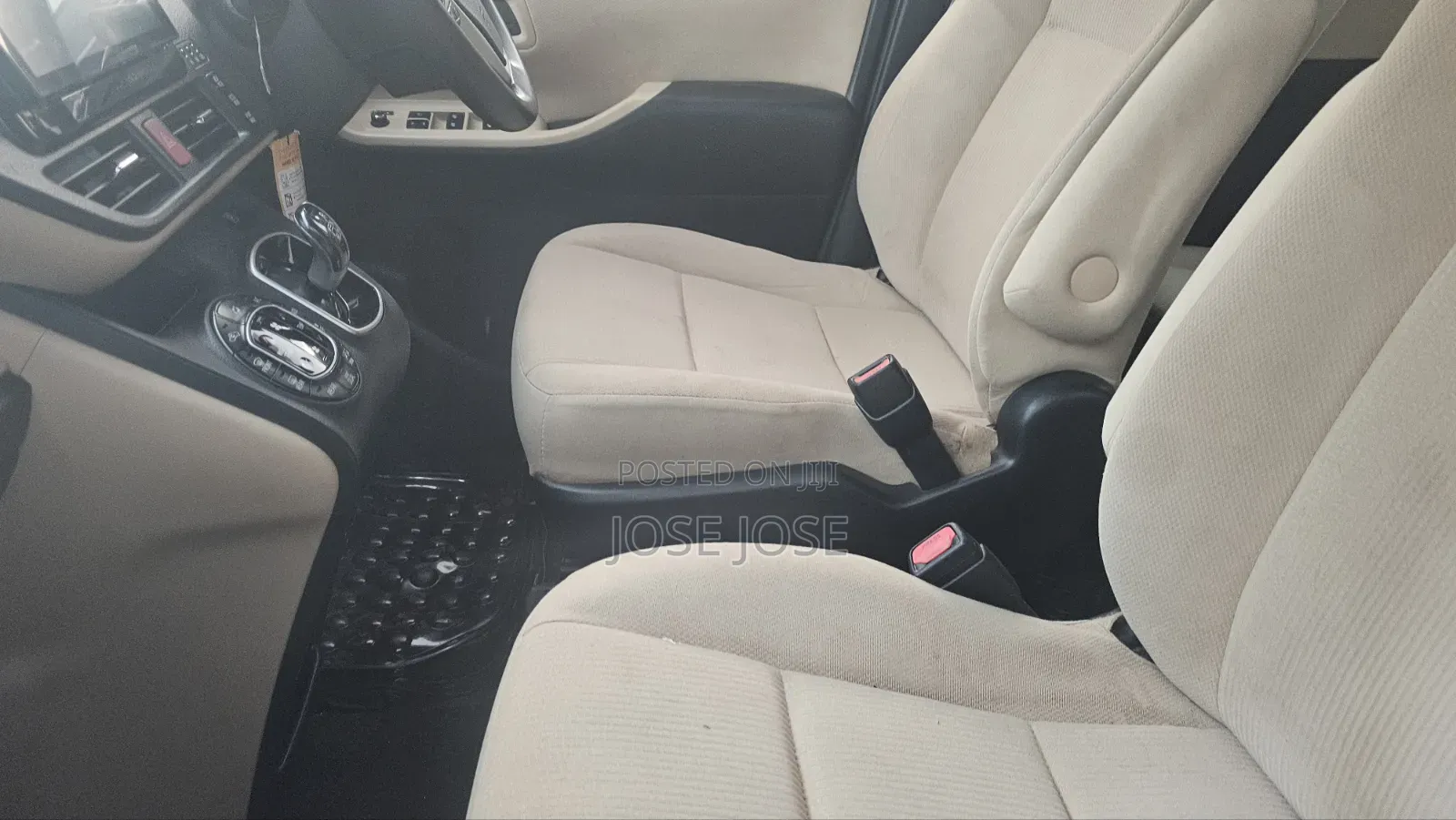 Toyota Noah 2016 White