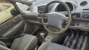 Toyota Corolla Spacio 2000 Silver