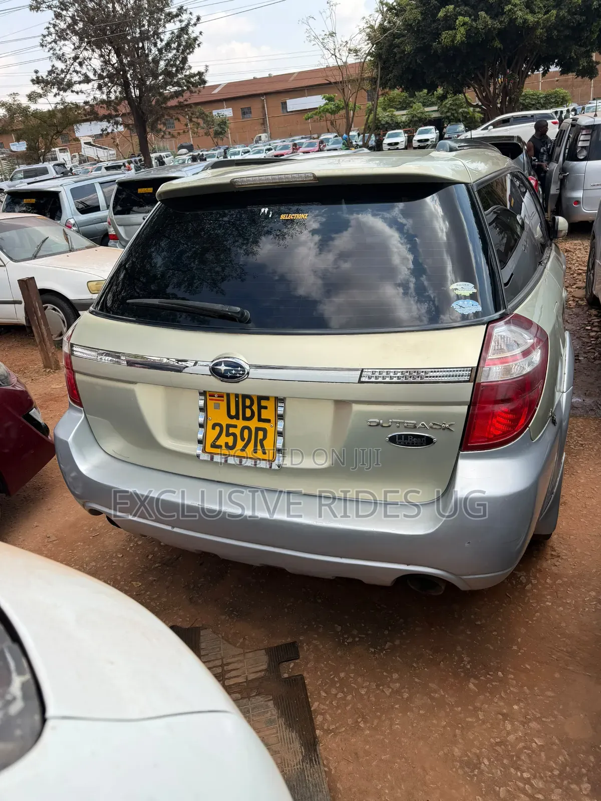 Subaru Outback 2006 Gold