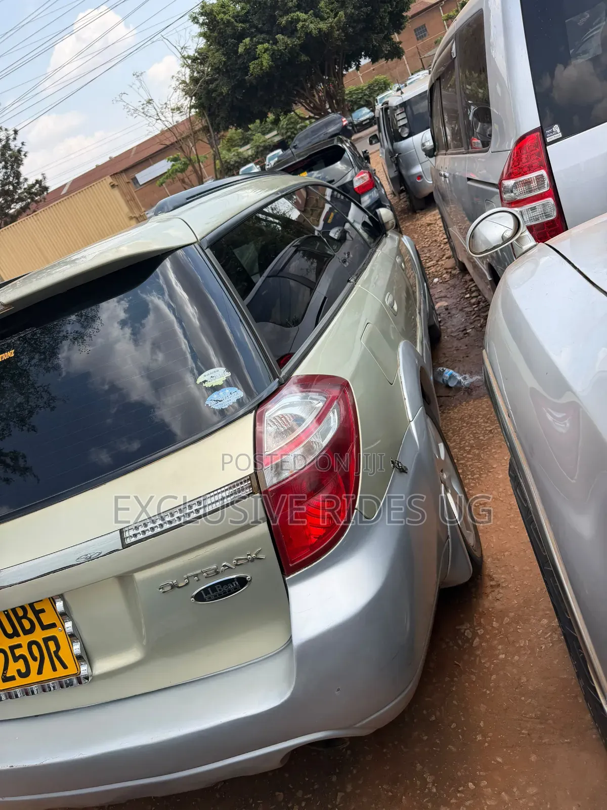 Subaru Outback 2006 Gold