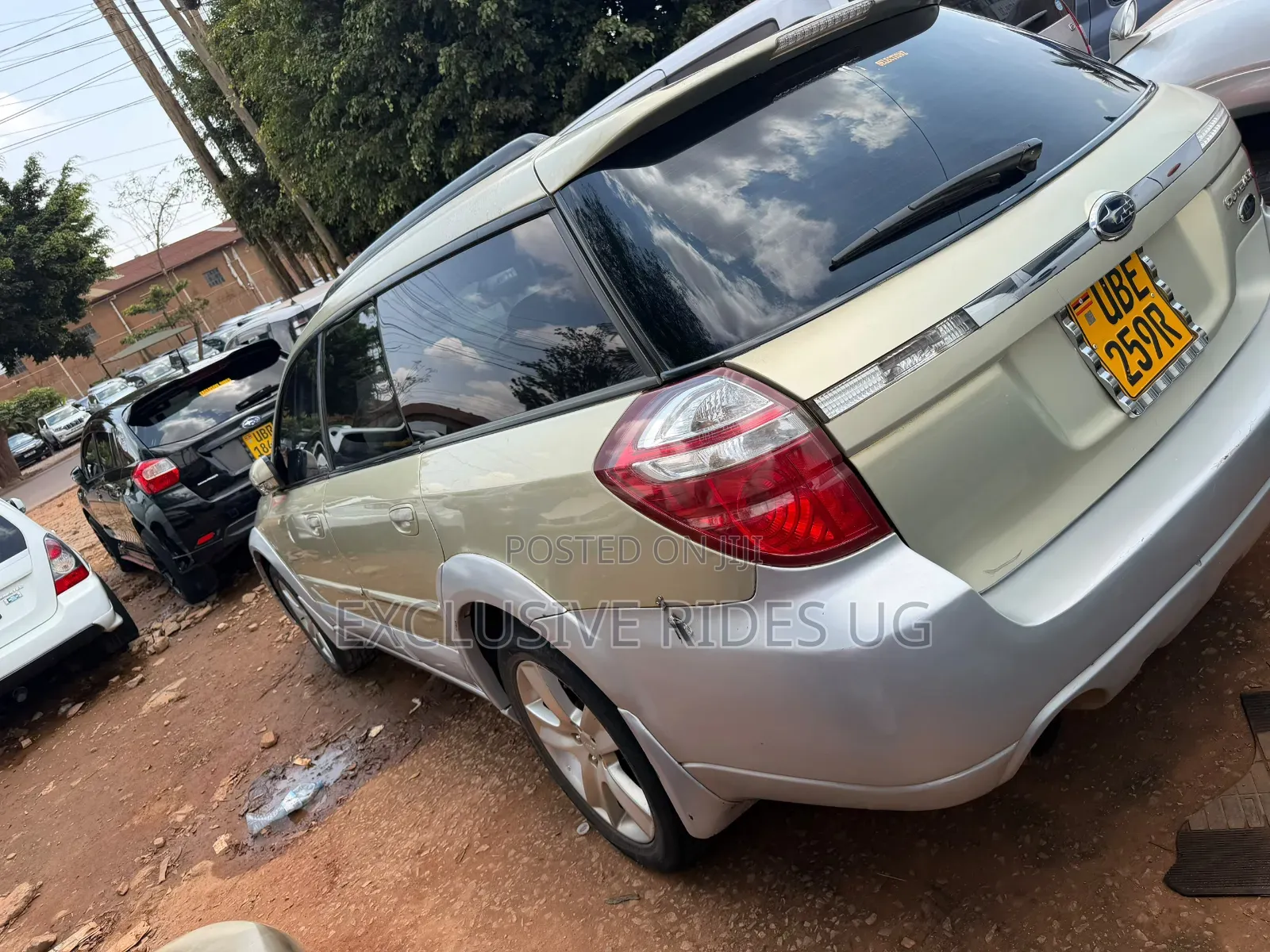 Subaru Outback 2006 Gold
