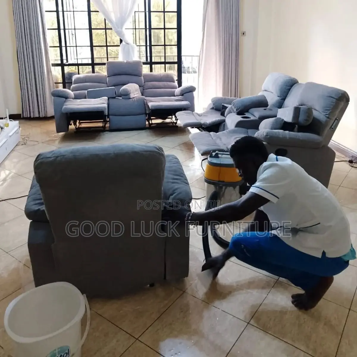 Sofa Cleaning and Deep Cleaning