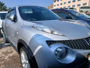 Nissan Juke 2011 Silver