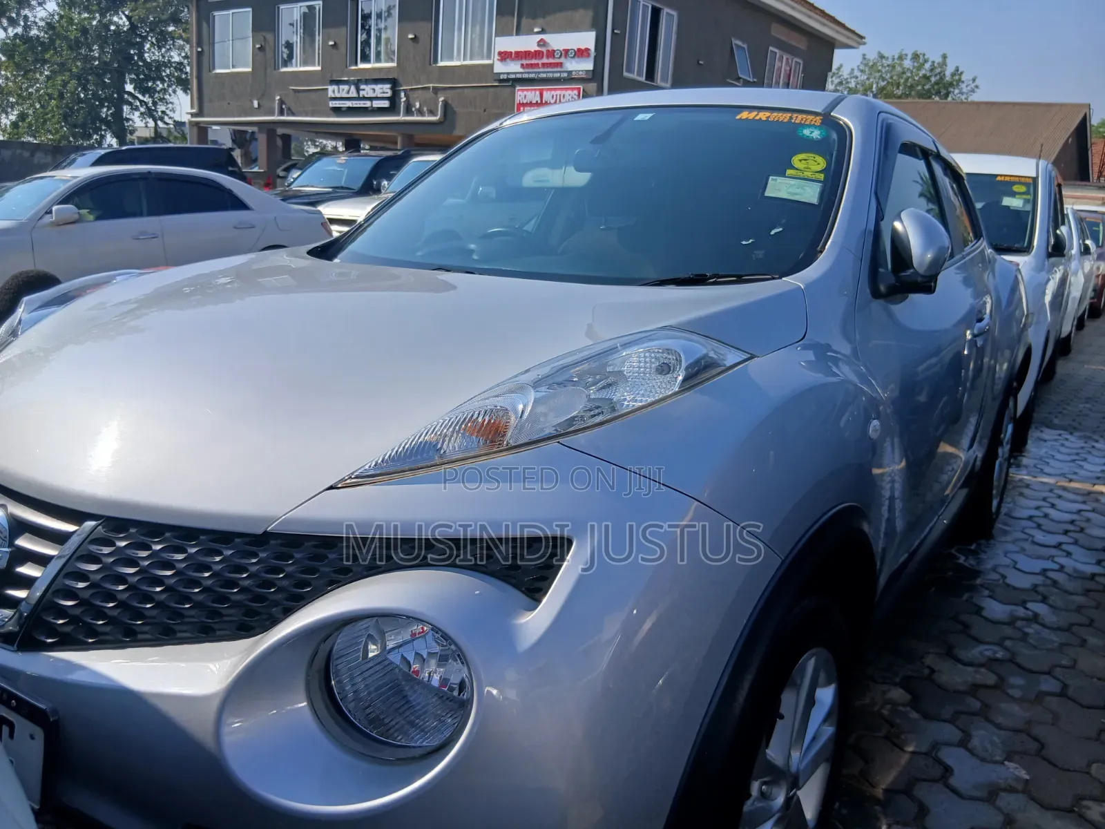 Nissan Juke 2011 Silver