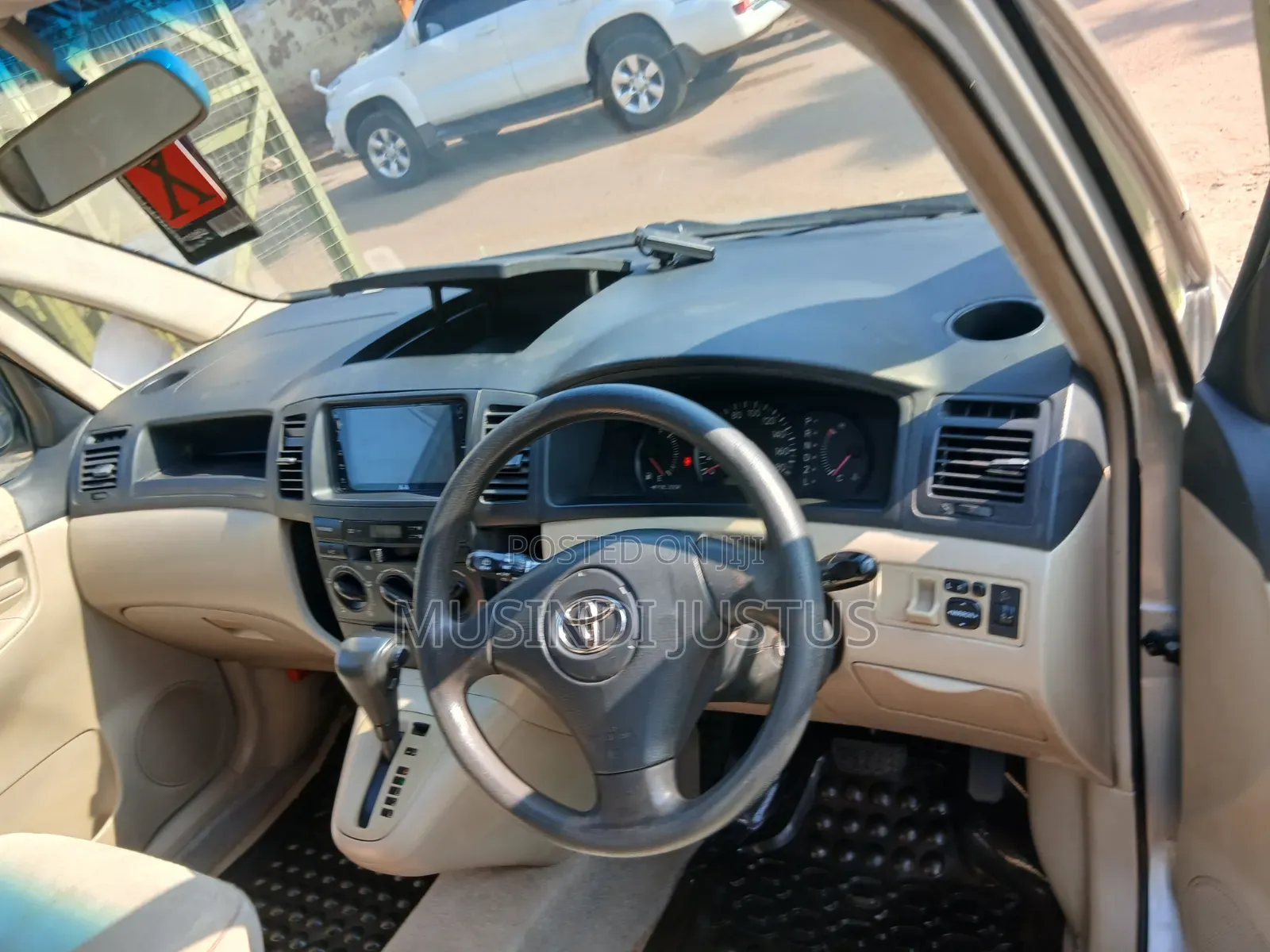 Toyota Corolla Spacio 2004 Silver