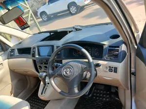 Toyota Corolla Spacio 2004 Silver