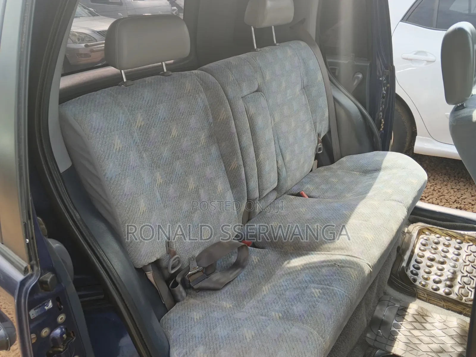 Toyota Raum 2000