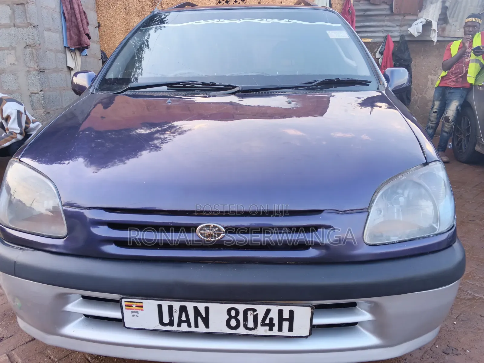 Toyota Raum 2000