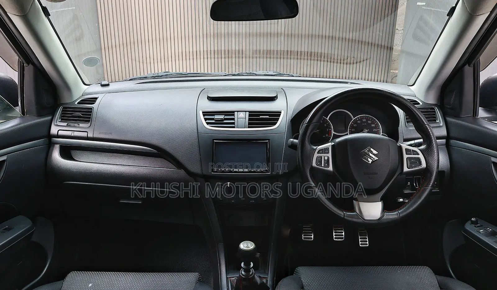 Suzuki Swift 2012 Silver
