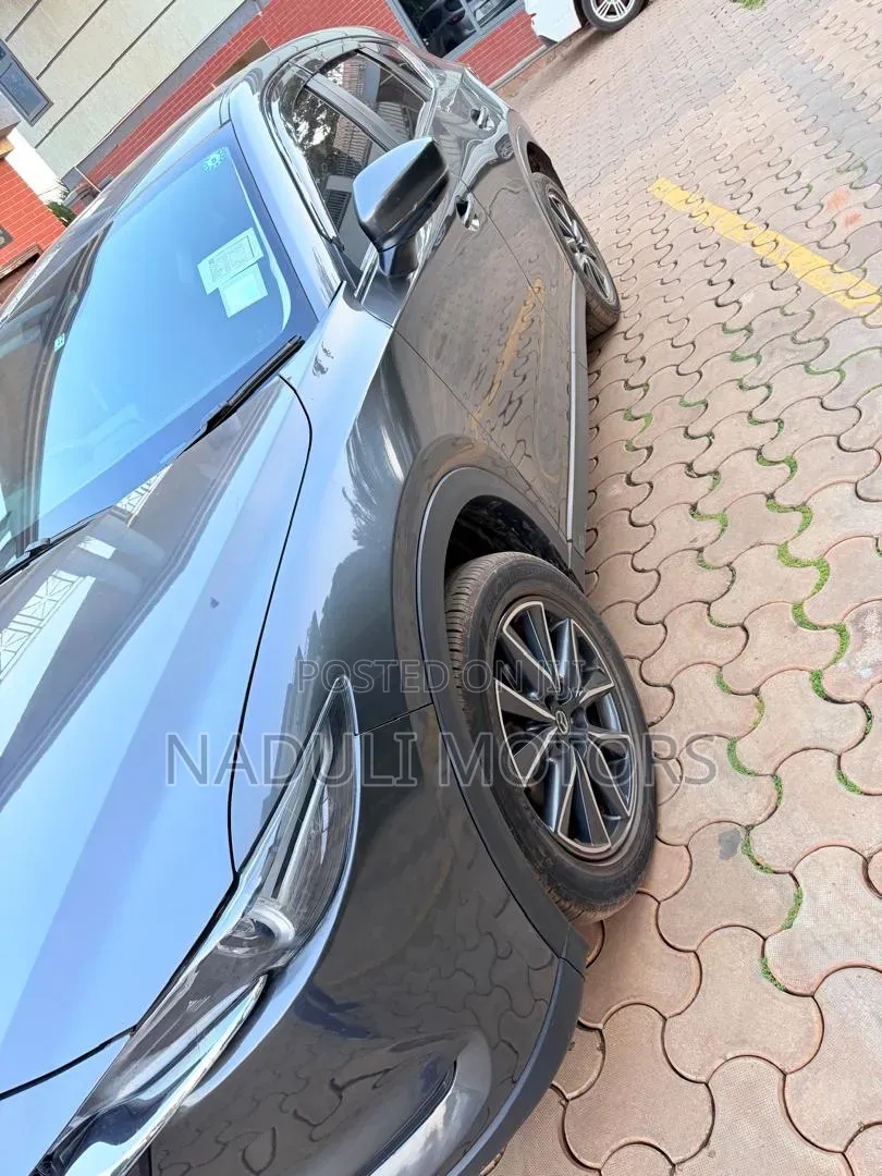 Mazda CX-5 2018 Gray