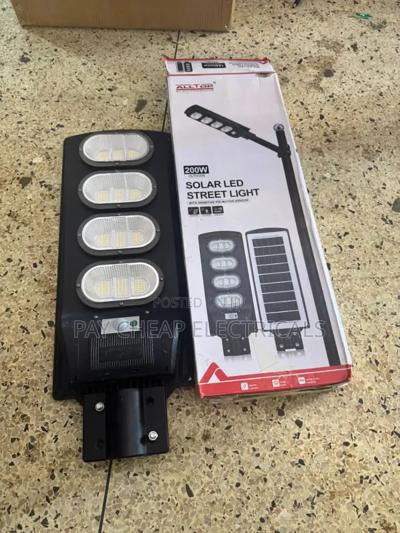 Solar-Powered CCTV Camera, Solar Street Lights CCTV Cameras