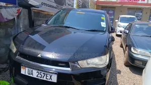 Mitsubishi Outlander 2013 Black