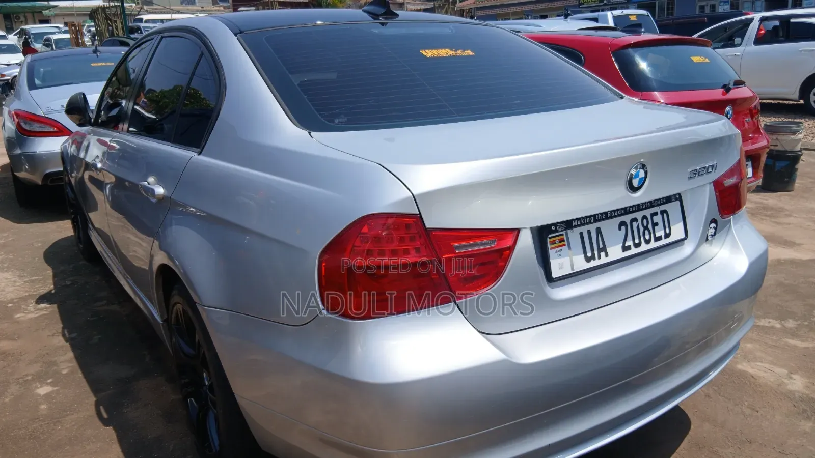 BMW 320i 2009 Silver