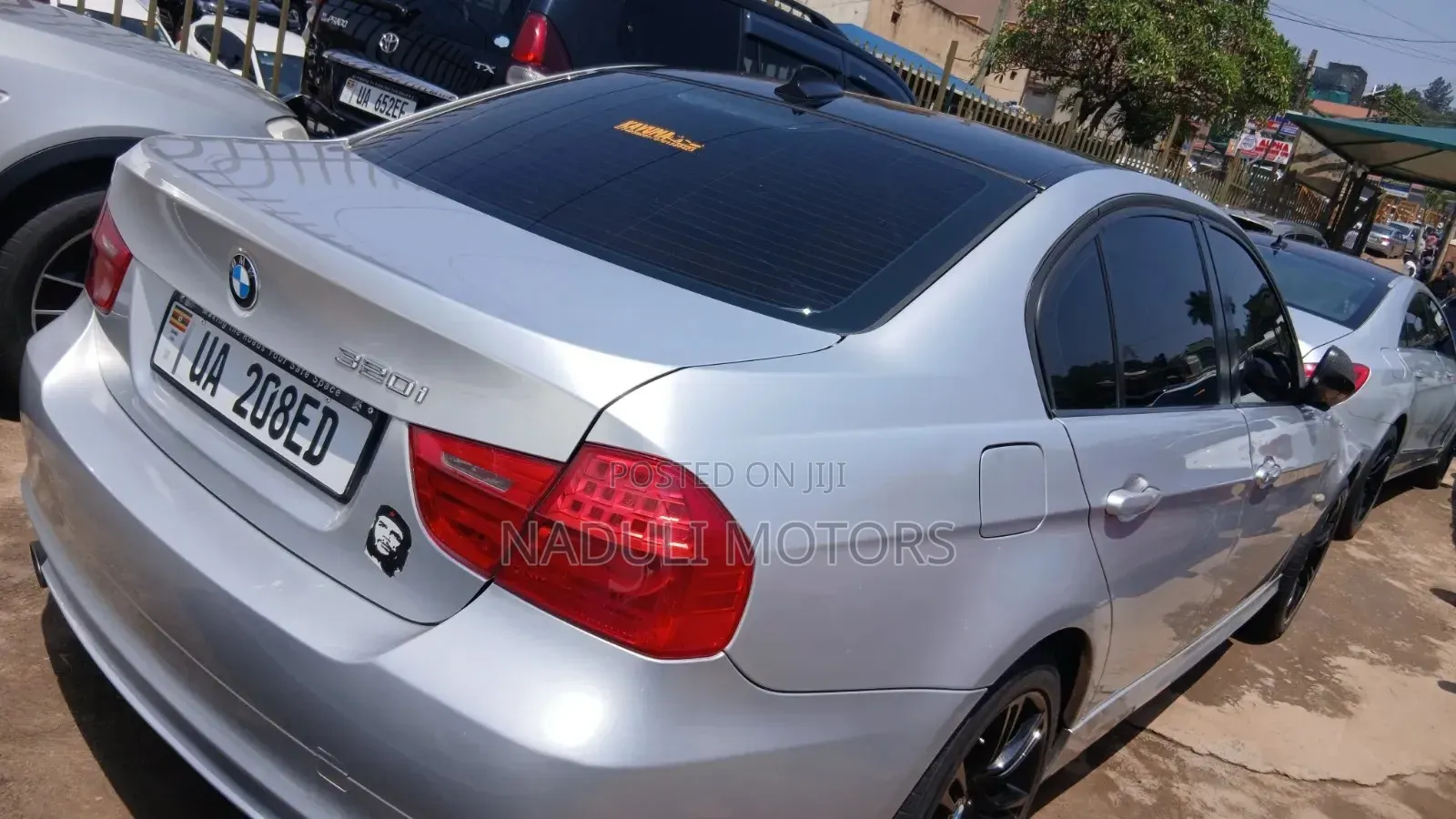 BMW 320i 2009 Silver
