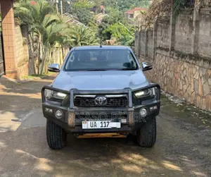 Toyota Hilux 2016 Silver