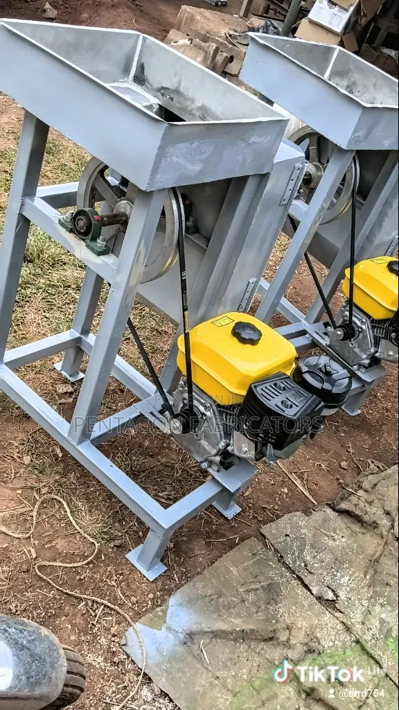 Cassava Chipper Machine